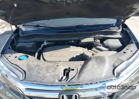 2017 Honda Ridgeline Rtl z USA, uszkodzony, nr VIN 5FPYK2F5XHB003133